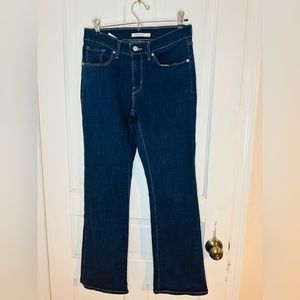 Levi’s Classic bootcut women’s jeans | Size: 4